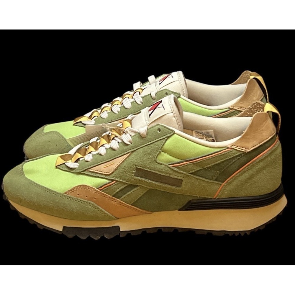 Size 11 - Hunter x Hunter‎ x Reebok LX2200 Gon Men's Sneakers